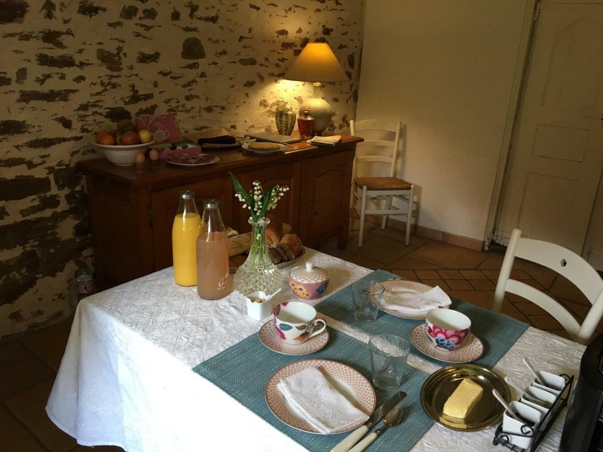L'Ancien Presbytere Hotel Monterfil Eksteriør billede